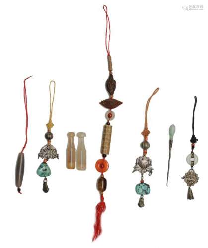 (8) Toggles & Other Items, 19-20th Century