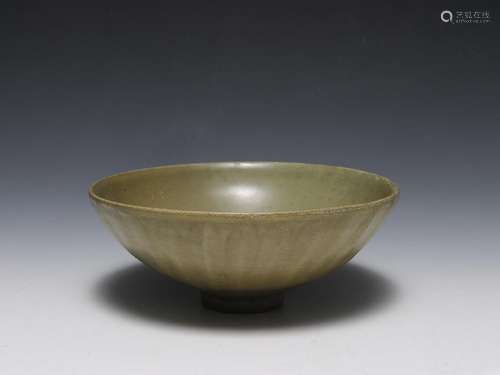 Longquan Celadon Bowl, Song Dynasty