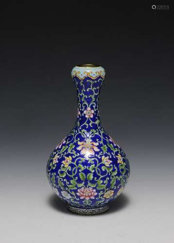 Chinese Enamel Garlic-Headed Vase, 19th Century