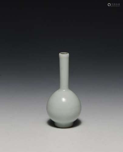 Chinese Pale Blue Long-Necked Vase, Republic