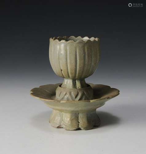 2-Piece Chinese Glazed Cup & Footed Stand, Song