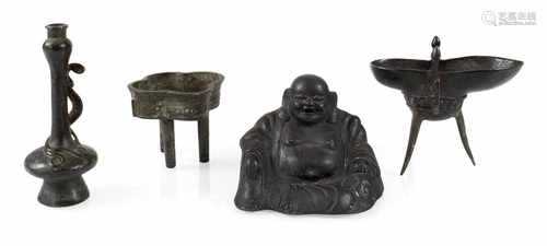 BUDAI, JUE, VASE, WEIHRAUCH-BRENNER, CHINA U.A., 18. JH.H. 1,5/15 CM