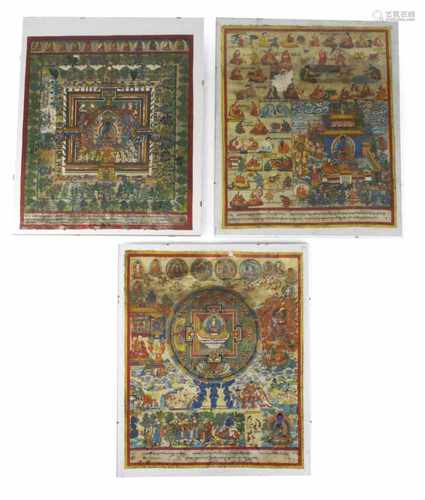 DREI THANGKAS, VERSCH. DAR-STELLUNGEN, TIBET, 20. JH.H. 53/57 CM