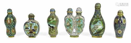 SECHS CLOISONNE-SNUFFBOTTLES,CHINA, 19./MITTE 20. JH.H. 5/8 CM