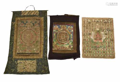 ZWEI MANDALA UND EINE THANGKA,TIBET, 19.JH., ZWEI MONTIERTH. 48/74 CM