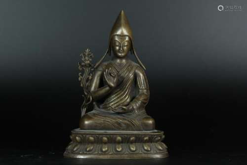 A BRONZE FIGURE OF TSONGKHAPA.QING DYNASTY