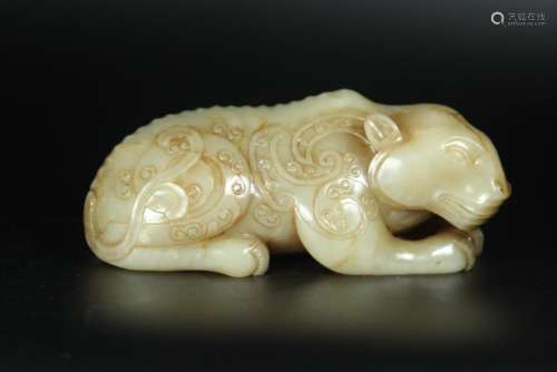 A CARVED JADE BEAST.ANTIQUE