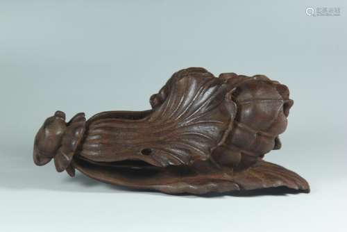 A CARVED AGALLOCH WOOD CHINESE CABBAGE.ANTIQUE