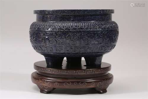 A CARVED LAPIS LAZULI TRIPOD CENSER.ANTIQUE