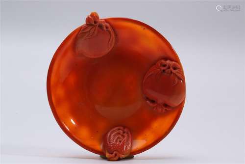 A CARVED YELLOW-GLASS 'PEACHS' DISH.MARK OF QIANLONG