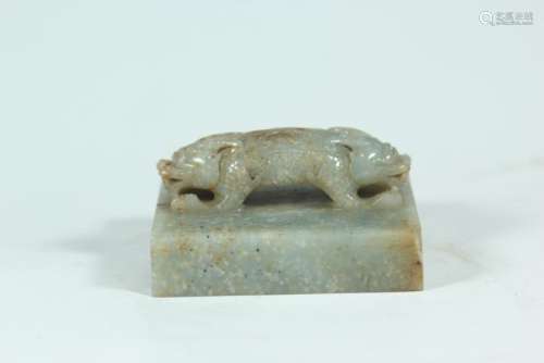 A CARVED WHITE JADE DRAGON SEAL.ANTIQUE