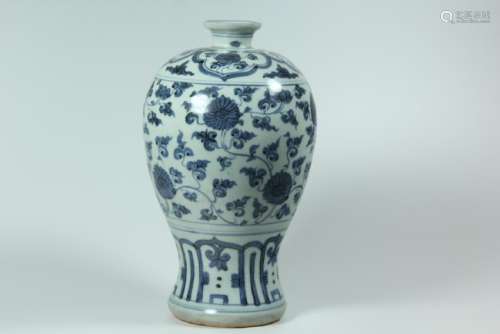 A BLUE AND WHITE MEIPING .MING DYNASTY
