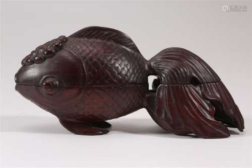 A CARVED ROSE WOOD FISH BOX AND COVER,ANTIQUE