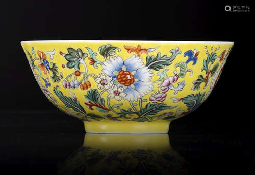 A FINE YELLOW-GROUND FAMILLE ROSE BLOSSOM PORCELAIN BOWL