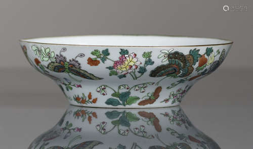 TWO FAMILLE ROSE PORCELAIN BOWLS