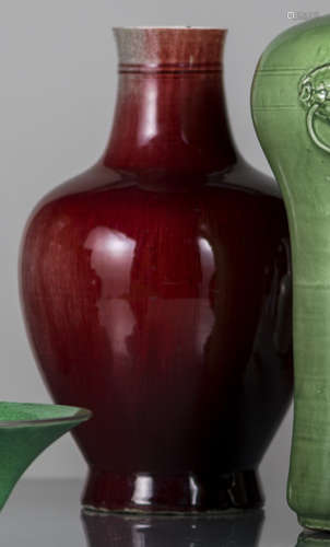 A COPPER-RED SHOULDER VASE