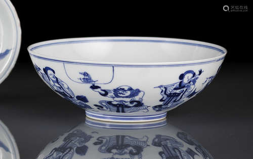 A BLUE AND WHITE IMMORTAL BOWL