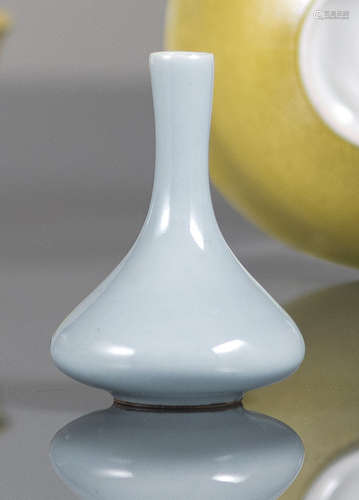 A MINIATURE CLAIR-DE-LUNE BOTTLE VASE