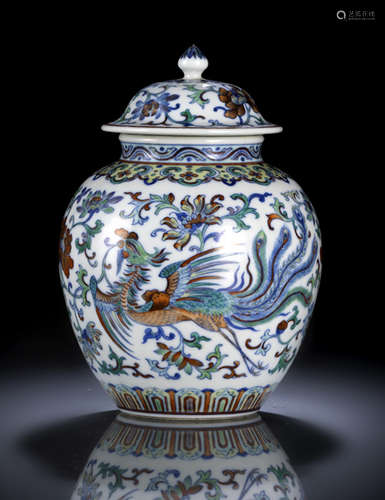 A FINE AND RARE IMPERIAL DOUCAI PORCELAIN DRAGON AND PHOENIX VASE AND COVER