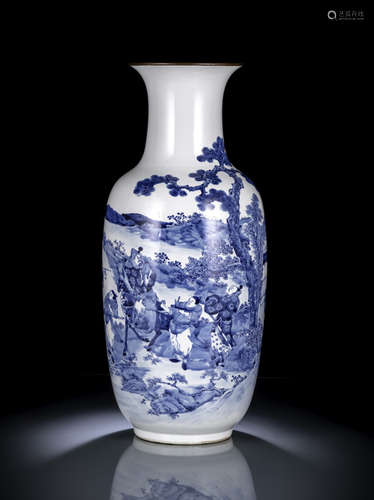 A BLUE AND WHITE PORCELAIN VASE WITH A LITERARY SCENE