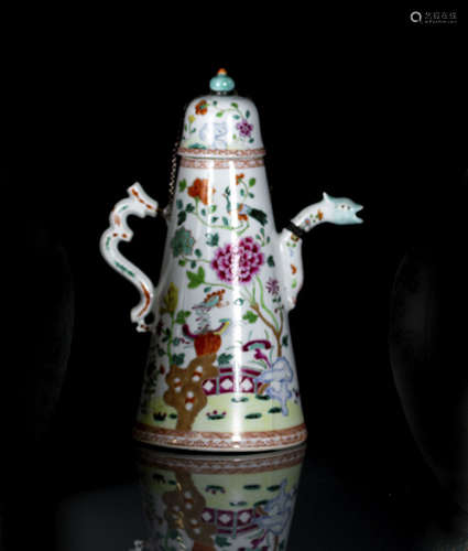 A CONICAL FAMILLE ROSE PORCELAIN TEAPOT