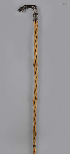 A BAMBOO WALKING CANE WITH SILVER HORSE LEG HANDLE