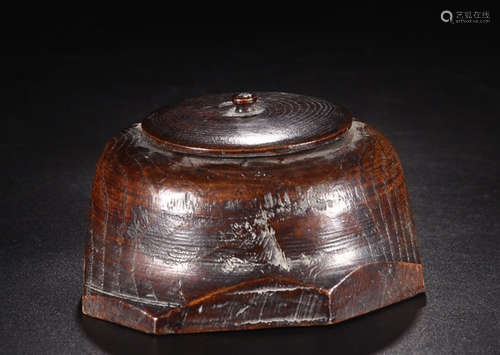 RED WOOD COVER POT