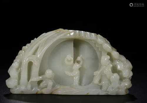 A HETIANJADE PLAYING BOY ORNAMENT