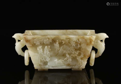 A HETIAN JADE HOLLOW-OUT SQUARE CUP