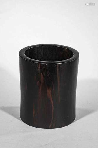 Bitong, porte pinceaux cylindrique. Bois précieux.…