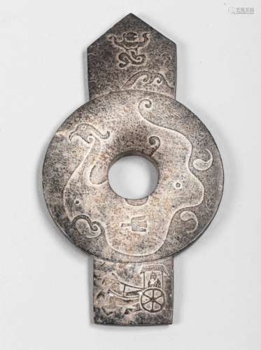 Symbole archaïsant : combinaison d'un disque Bi et tablette ciselé d'une chimère [...]