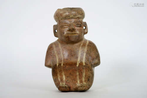 PERU - MOCHE-CULTUUR - ca 300 tot 600 sculptuur in beschilderd aardewerk met de [...]