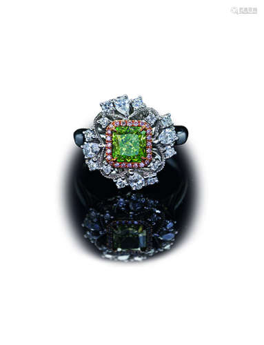 18K 绿钻 钻石花式戒指