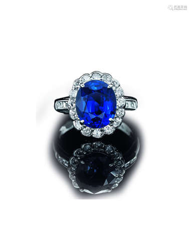 PT900 蓝宝石花式戒指