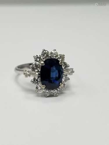 18K White Gold Sapphire & Diamond Ring