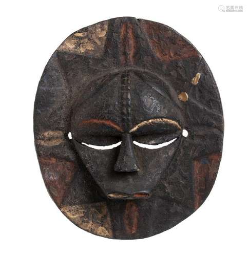 A PAINTED WOOD MASK Nigeria, Eket  21 cm high