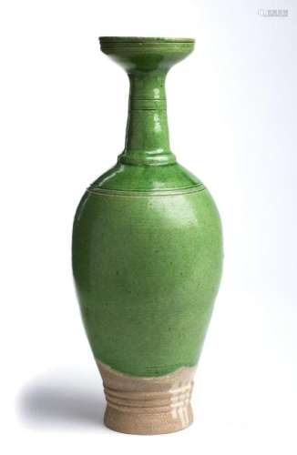 A GREEN-GLAZED BOTTLE VASE China, Liao dynasty