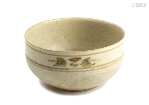 AN ANNAMESE CREAM-GLAZED BOWL TrÃ¢n dynasty, 13th-14th