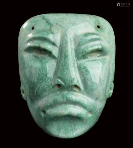 A GREEN JADE MASK Olmec style  13,5 cm high