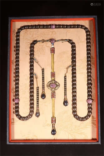 CHINESE AGALWOOD BEAD CHAOZHU COURT NECKLACE
