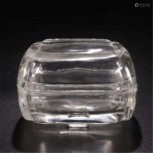 CHINESE ROCK CRYSTAL LIDDED BOX