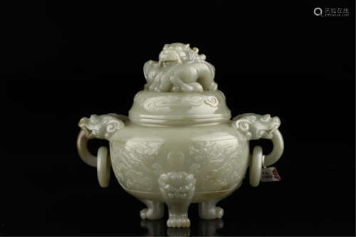 CHINESE CELADON JADE TRIPLE FEET LIDDED CENSER