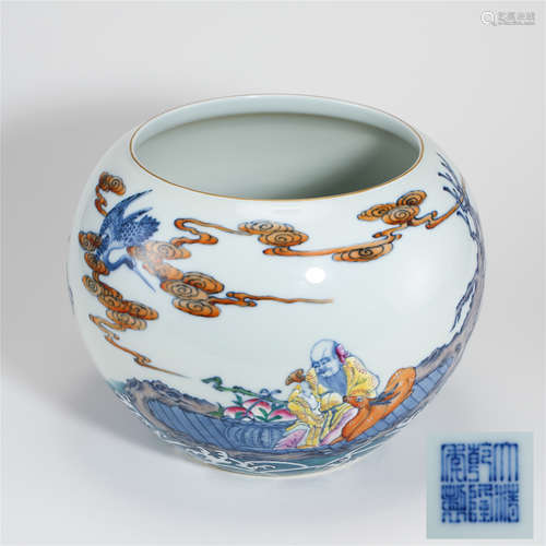 CHINESE BLUE AND WHITE DOUCAI WATER JAR