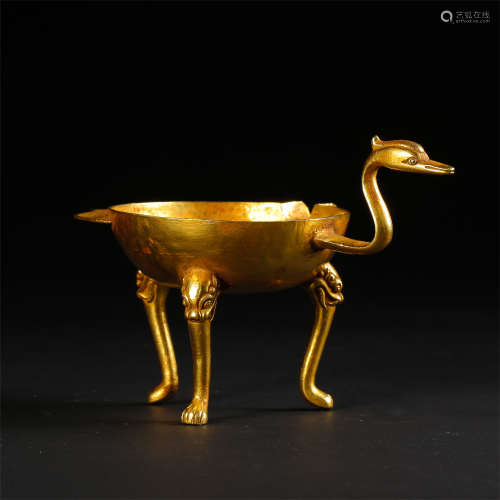 CHINESE GILT BRONZE DUCK CUP