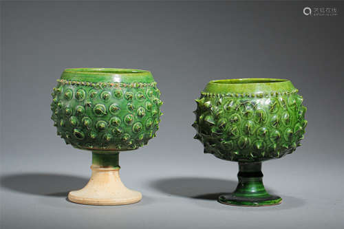 PAIR OF CHINESE PORCELAIN GREEN GLAZE CUPS TANG DYNASTY