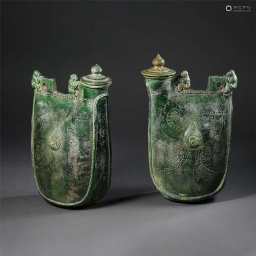 PAIR OF CHINESE PORCELAIN GREEN GLAZE KETTLE LIAO DYNASTY
