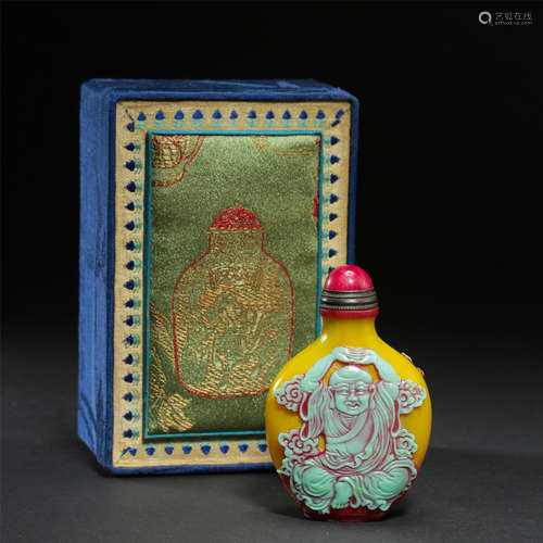 CHINESE PEKING GLASS SNUFF BOTTLE