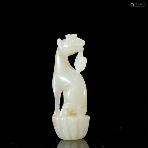 CHINESE WHITE JADE PENDANT