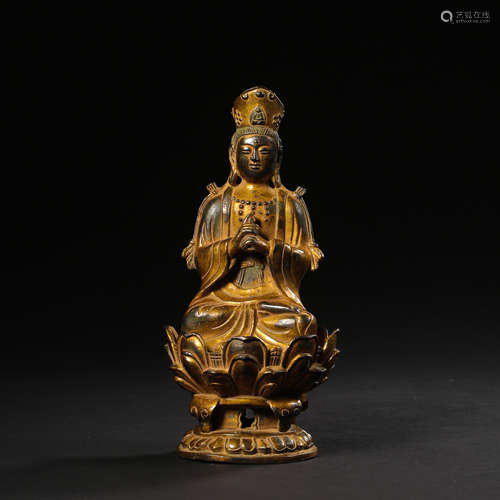 CHINESE GILT BRONZE SEATED GUANYIN LIAO DYNASTY