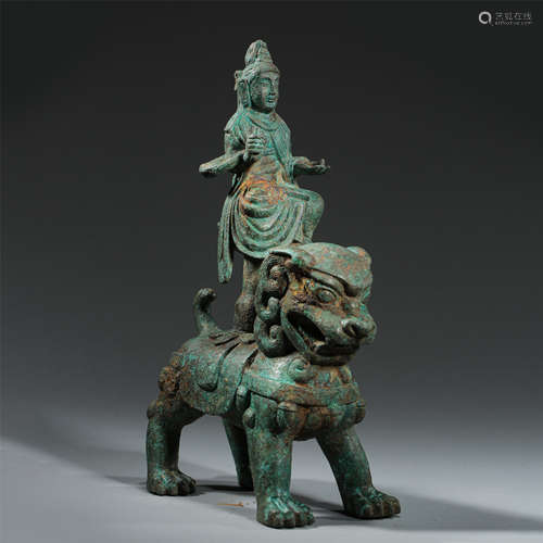 CHINESE ANCIENT BRONZE BUDDHA ON LION LIAO DYNASTY